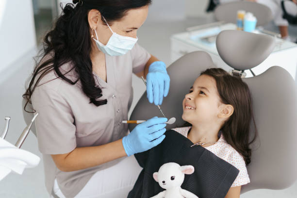 Best Cosmetic Emergency Dentistry in Riverdale, CA